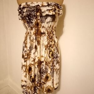 Elegant Strapless Floral Dress in Brown and Cream
